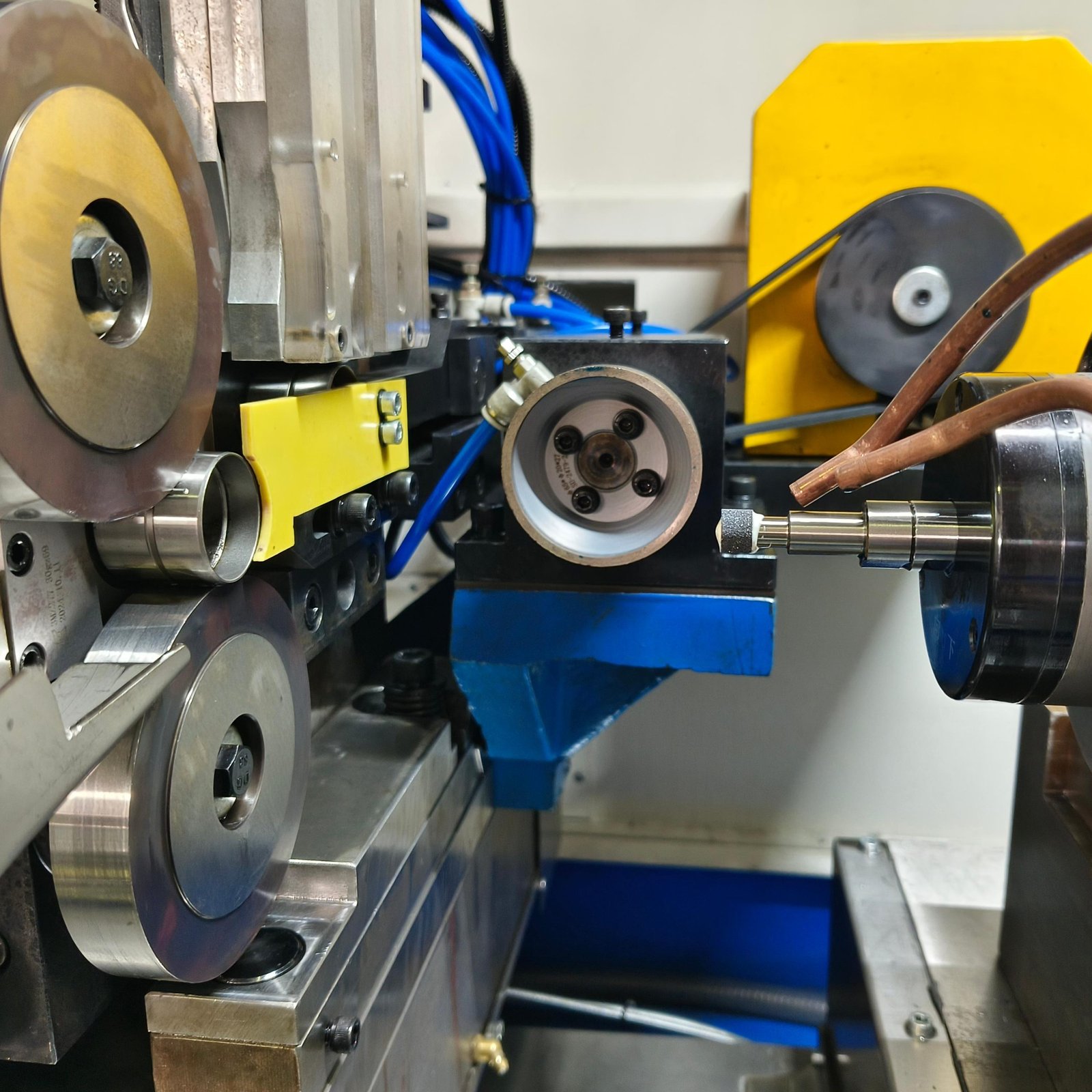 Auto Parts Automatic Internal Grinding Machine - Image 2