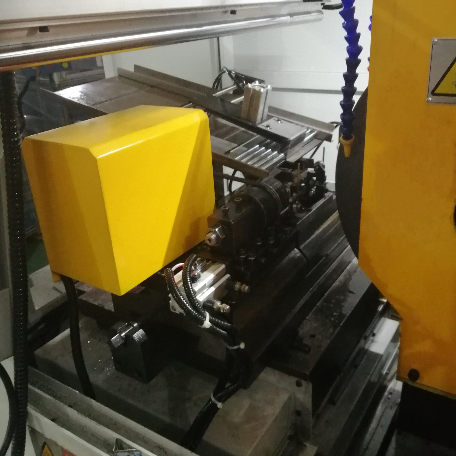 3mz135 Automatic Water Pump Bearing Mandrel Double Groove Grinding Machine - Image 2