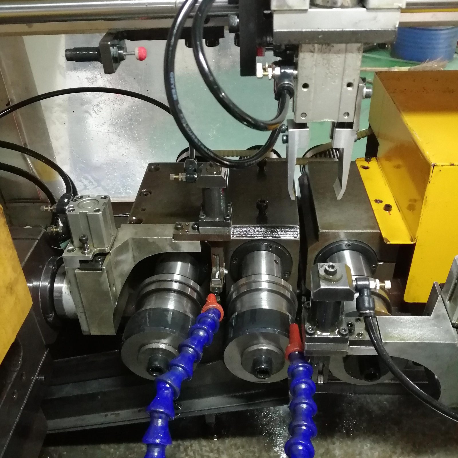 Automatic Water Pump Bearing Outer Ring Double Groove Superfinishing Machine - Image 3