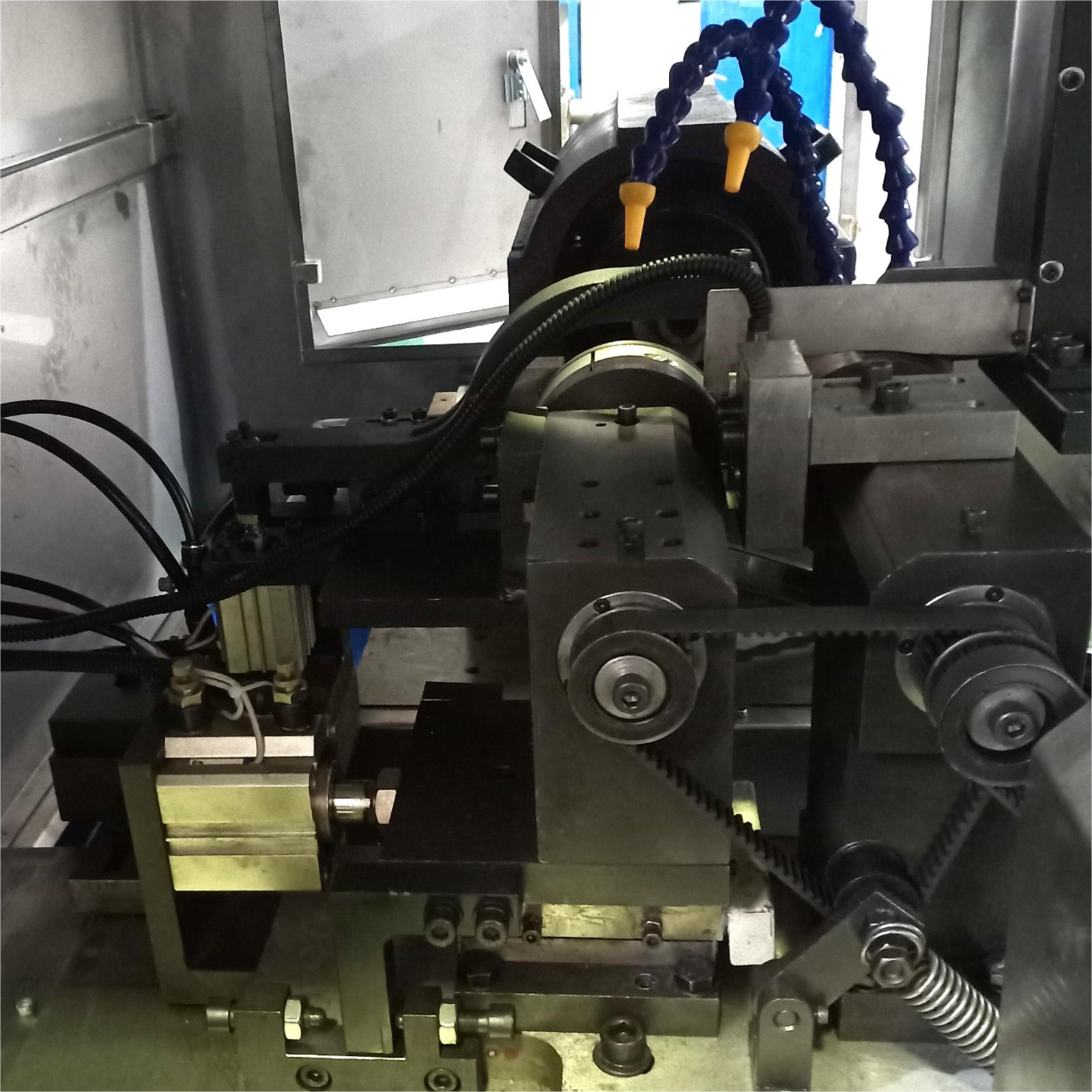 Automatic Water Pump Bearing Outer Ring End Face Grinding Machine - Image 3