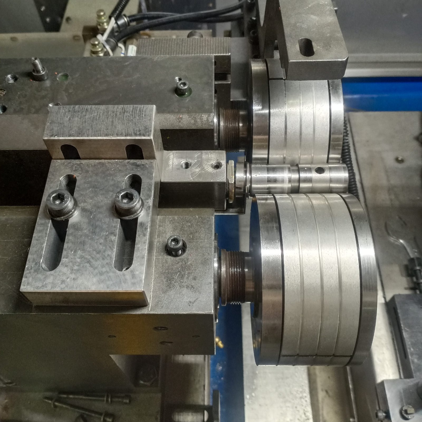 Automatic Water Pump Bearing Outer Ring End Face Grinding Machine - Image 4