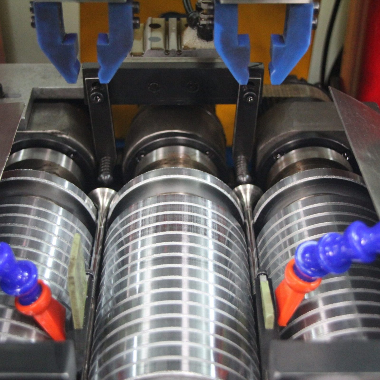Car Accessories Intake Valve Stem Ultra-Precision Grinding Machine