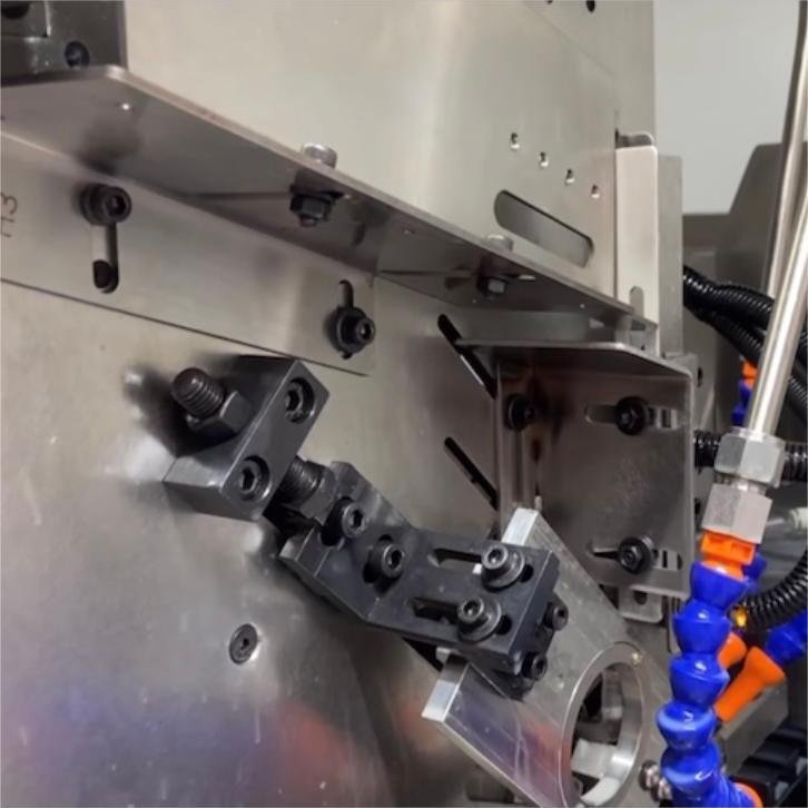Automobile Constant Velocity Joint Ball Cage Inner Surface Grinding Machine - Image 4