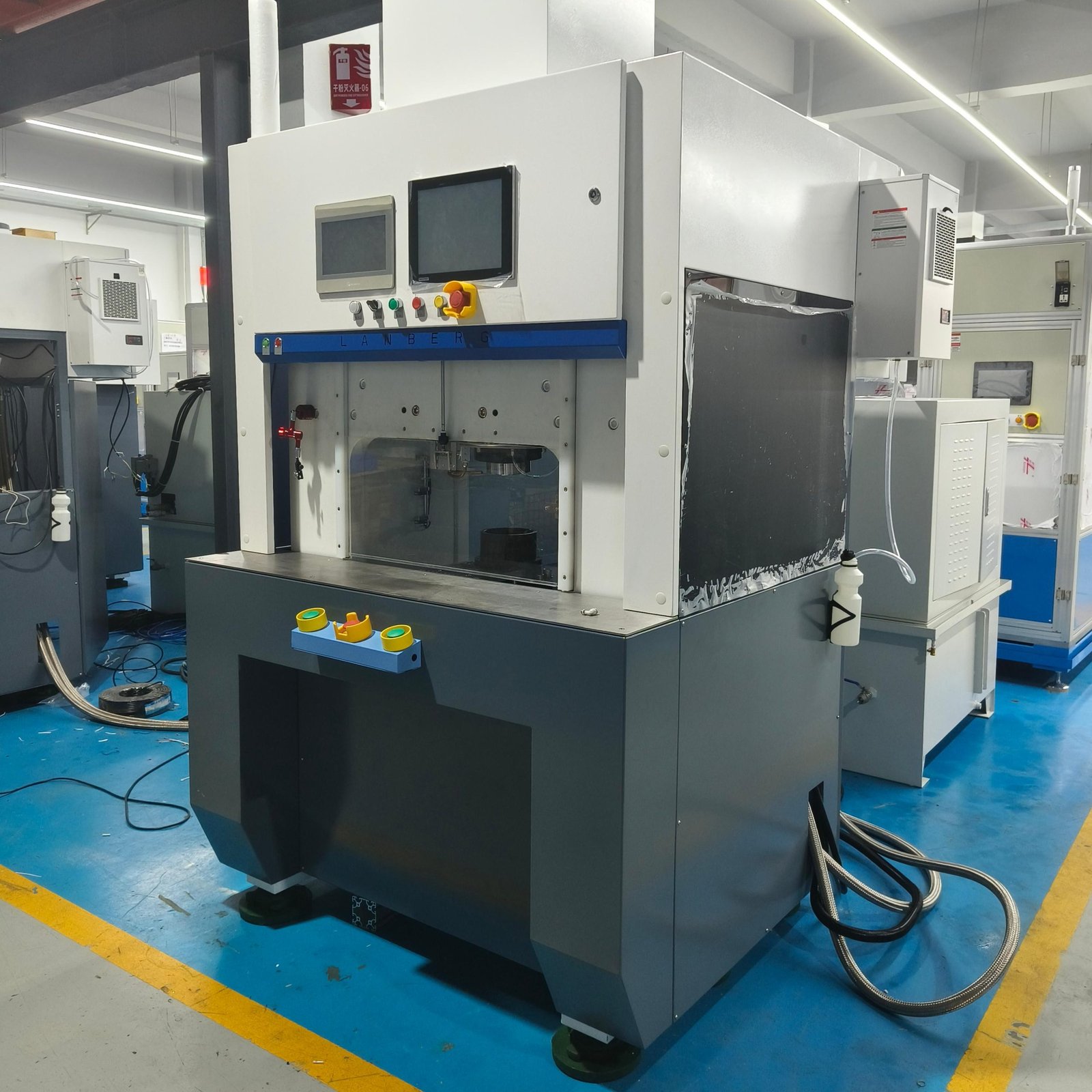 Gen 3 Hub Unit Bearing Semi-Automatic End Spline Rotary Rolling Riveting Machine - Image 3