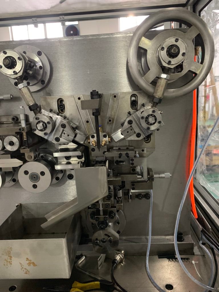 Two Generation High Precision Traveler Forming Machine Two Generation High Precision Traveler Forming Machine